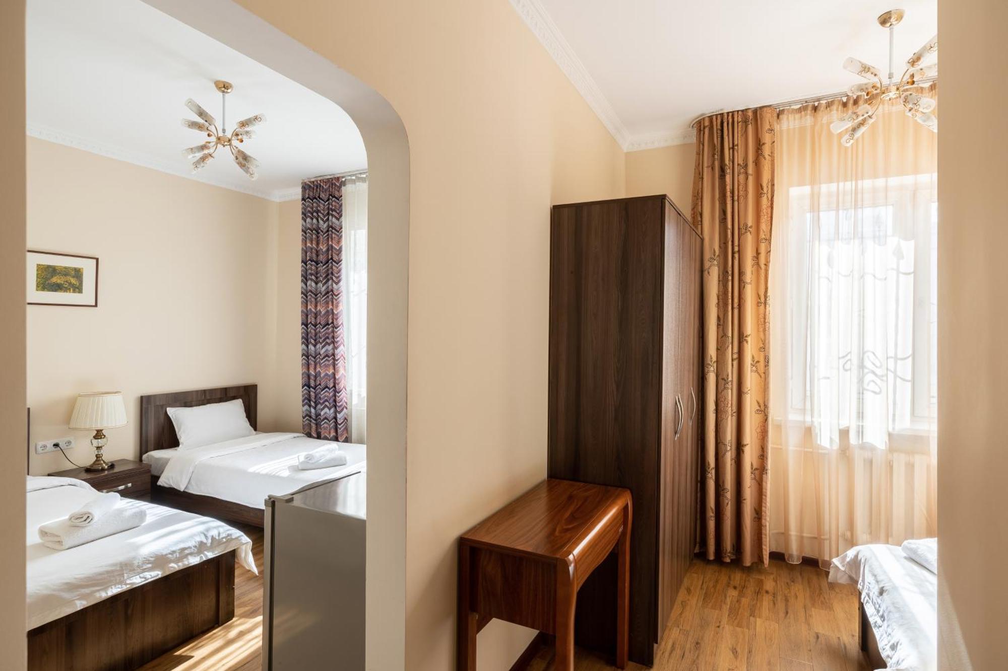 Soluxe Hotel Bishkek Ngoại thất bức ảnh