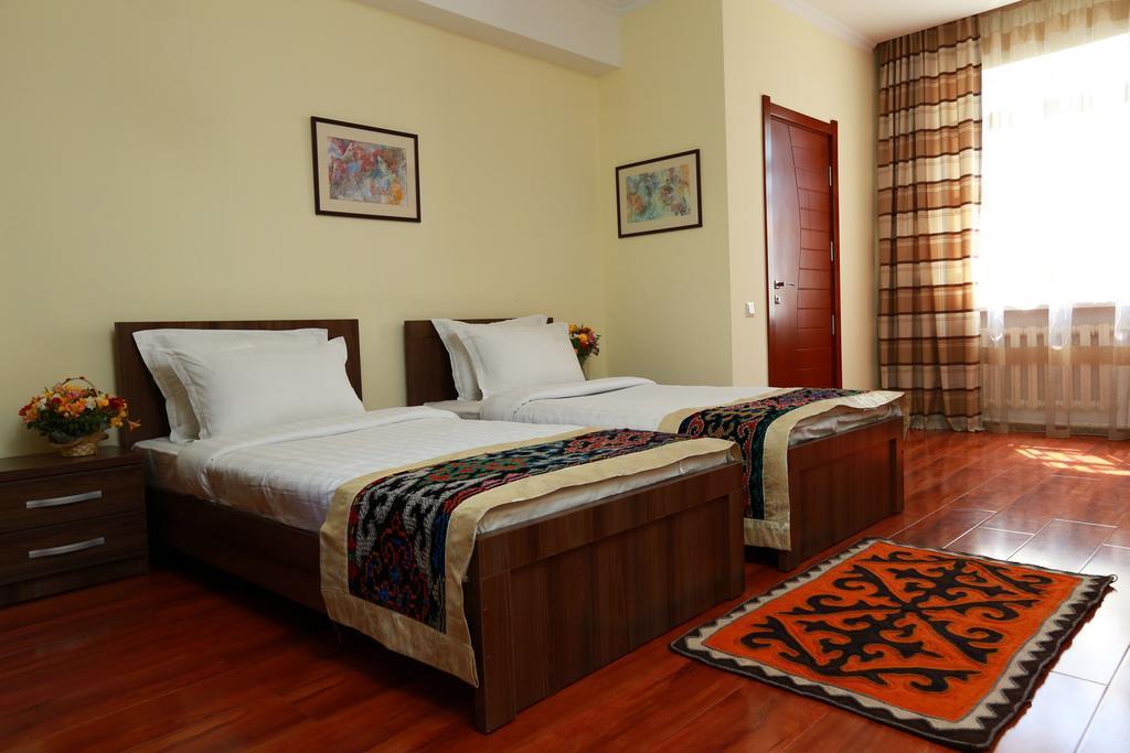 Soluxe Hotel Bishkek Ngoại thất bức ảnh
