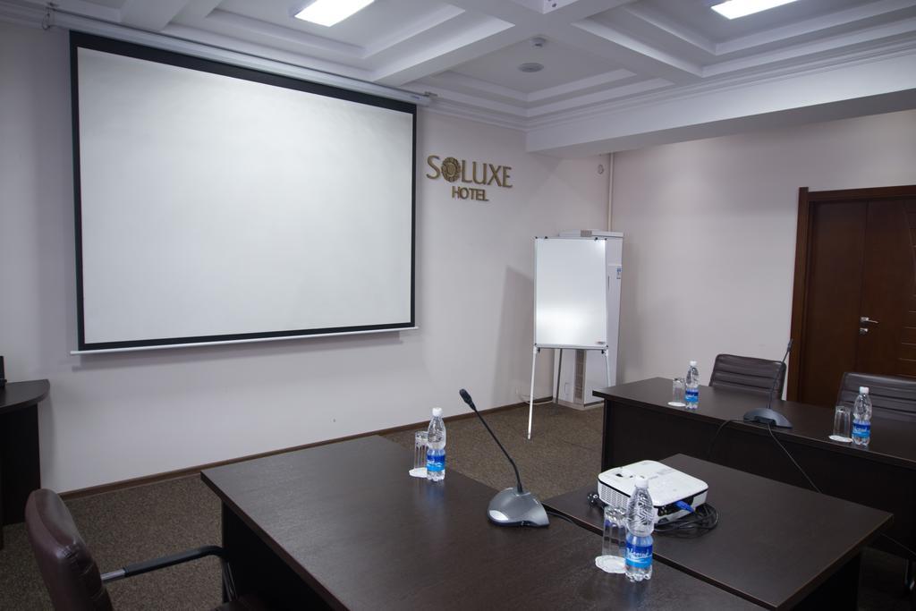 Soluxe Hotel Bishkek Ngoại thất bức ảnh