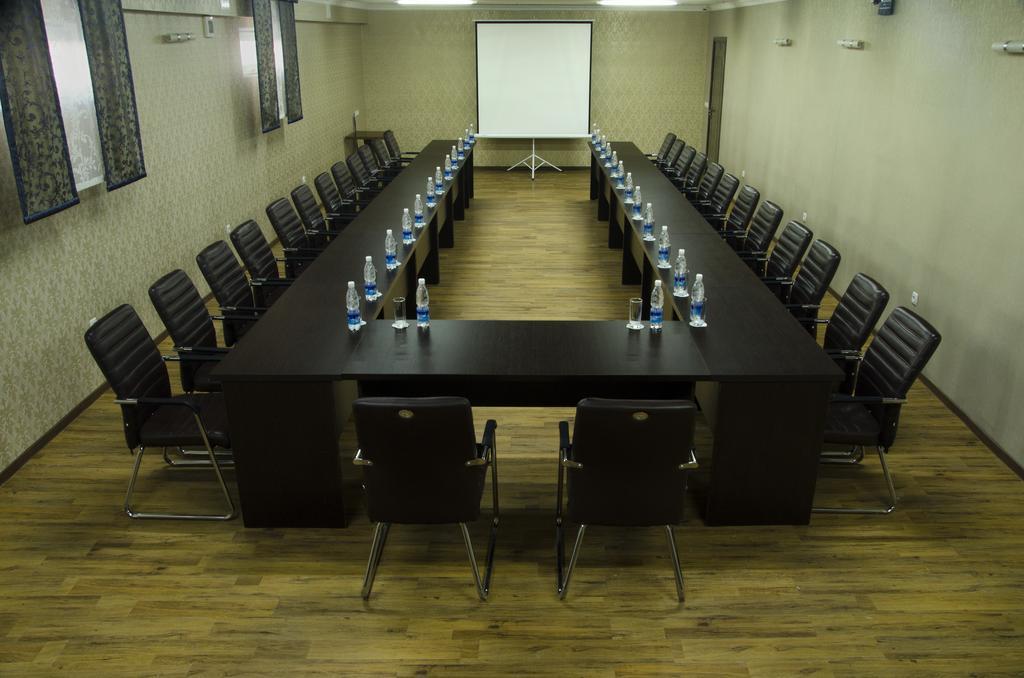 Soluxe Hotel Bishkek Ngoại thất bức ảnh